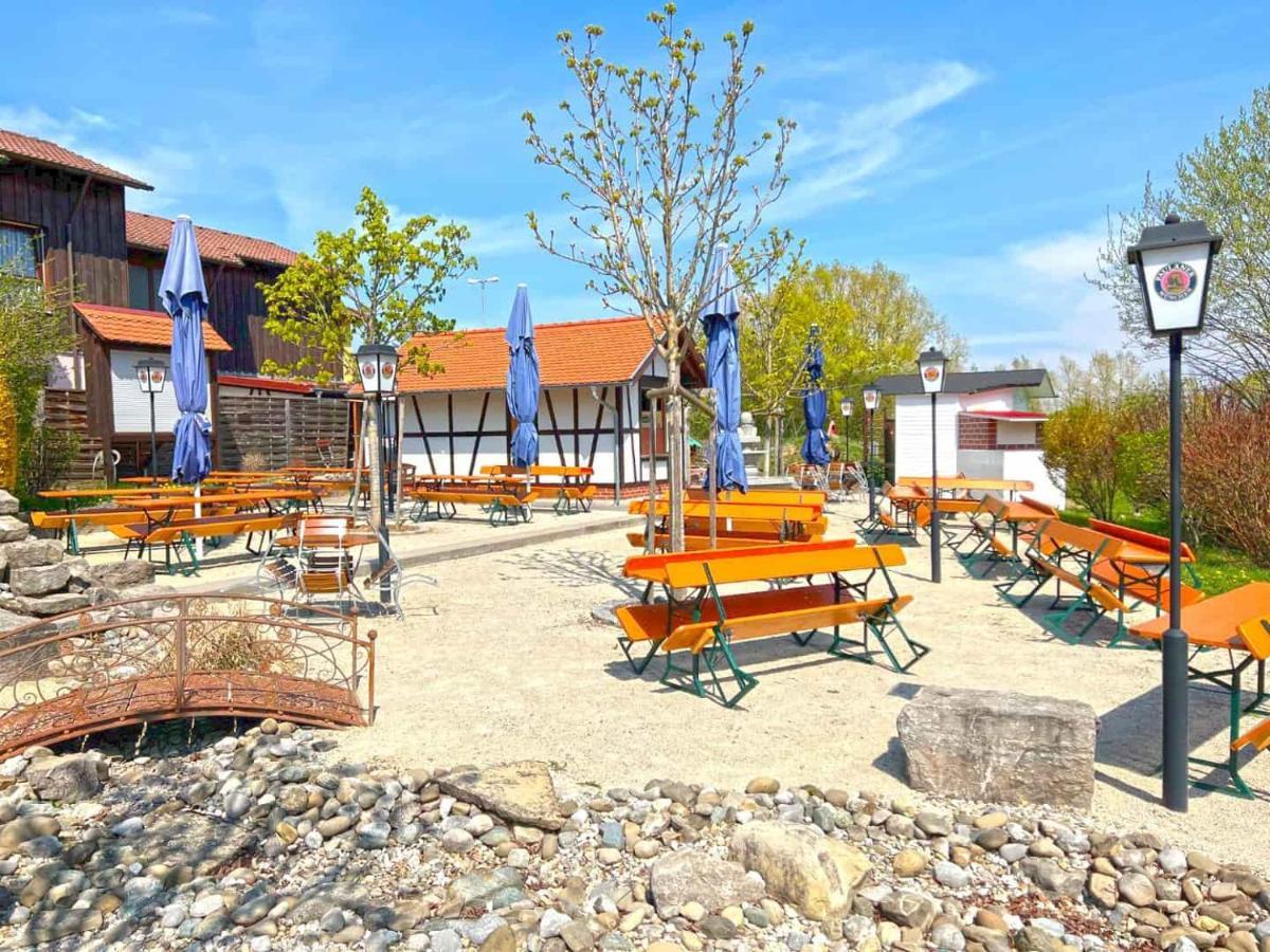 Hotel Und Restaurant Nehrener Hof Bagian luar foto
